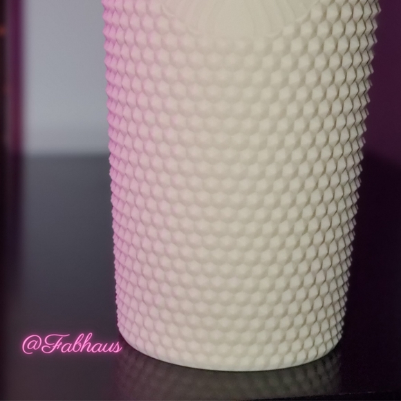 🥠 Starbucks 🥠 Studded Matte Tan Milk Tea Venti Tumbler - China Fall Rel - Picture 5 of 9